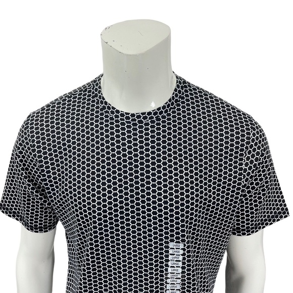 International Report Essentials Black White Geometric Crewneck T-shirt Mens XL - Picture 6 of 11